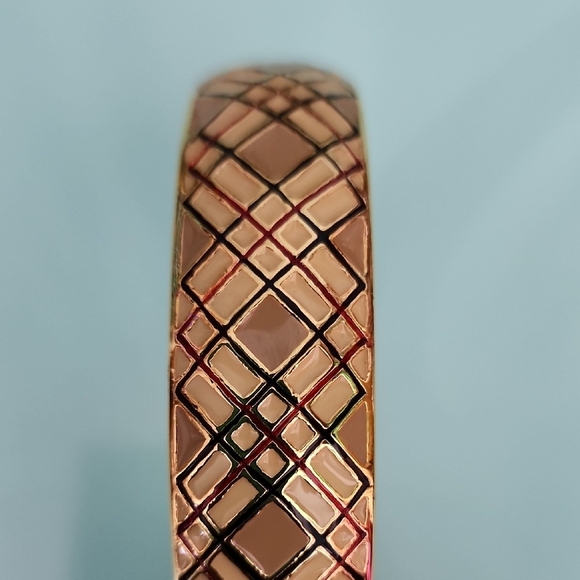 Joan Rivers Bangle Bracelet - Picture 4 of 6